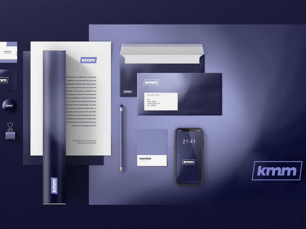 Papelaria KMM em azul profundo